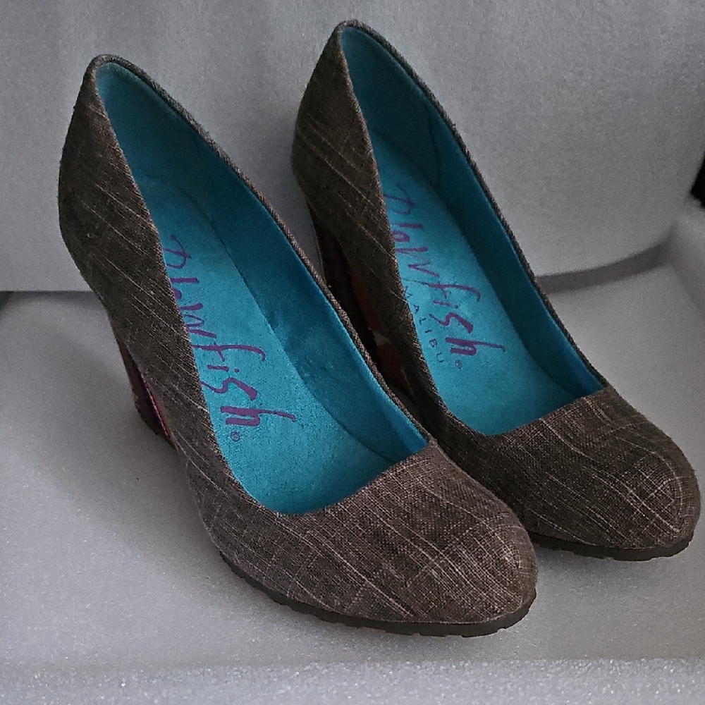 Blowfish Brown Textured Heels with Rounded Toe